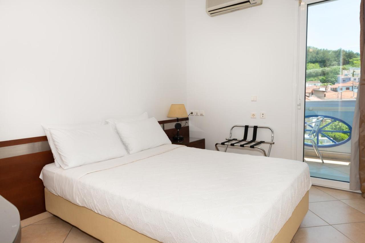 Hotel Lido Thassos Екстер'єр фото