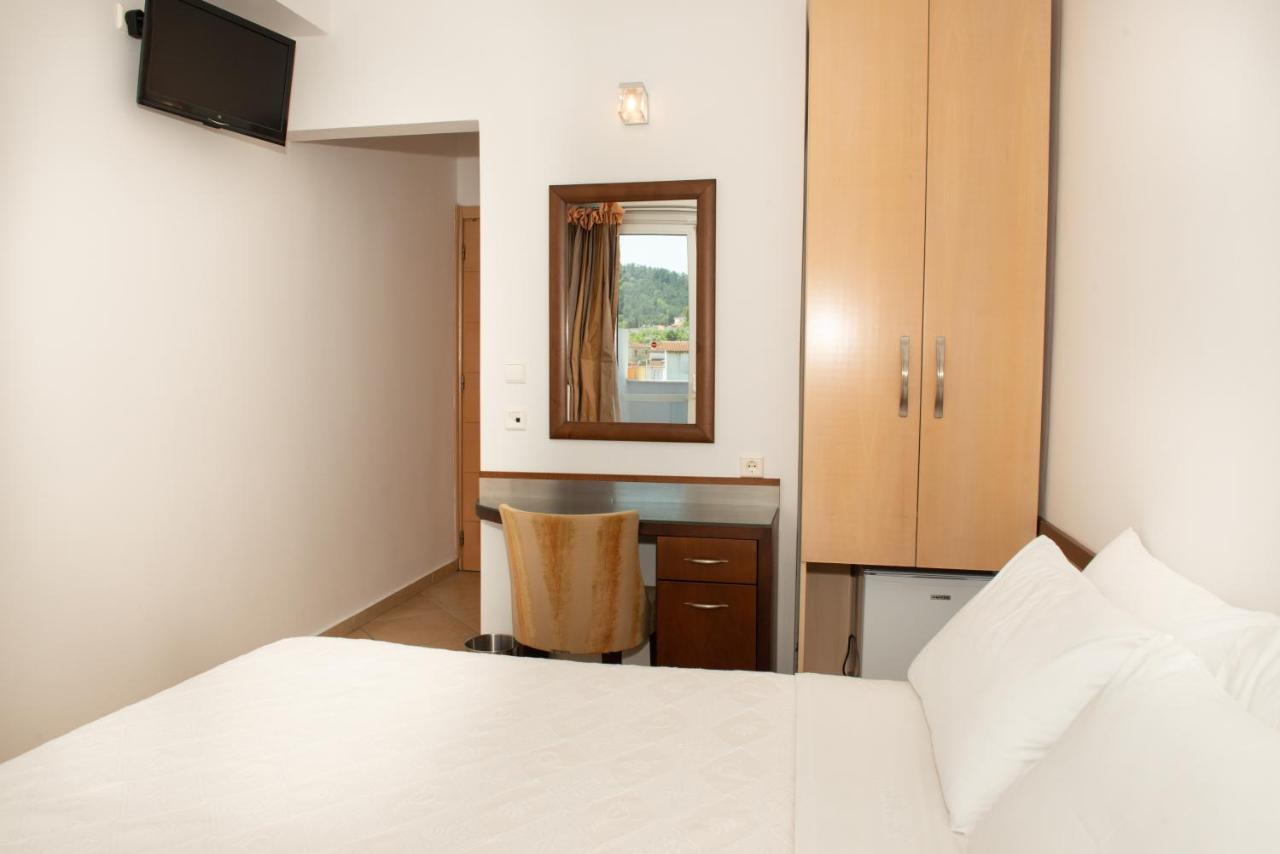 Hotel Lido Thassos Екстер'єр фото